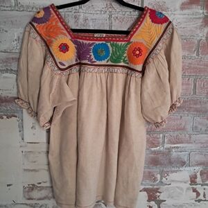 Sister MARY EMBROIDERED REYNA TOP